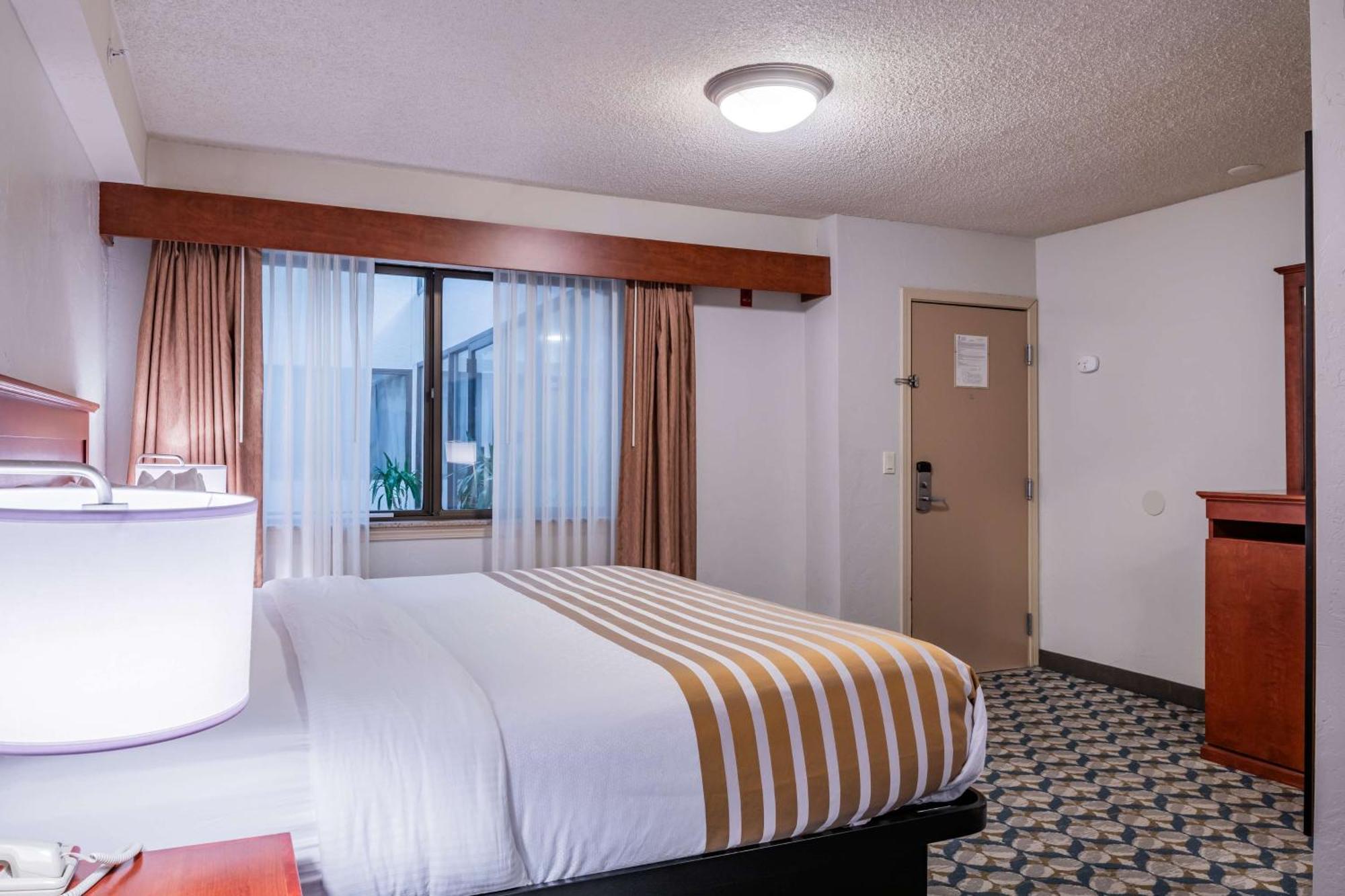 Best Western Vista Inn At The Airport Бойсі Екстер'єр фото